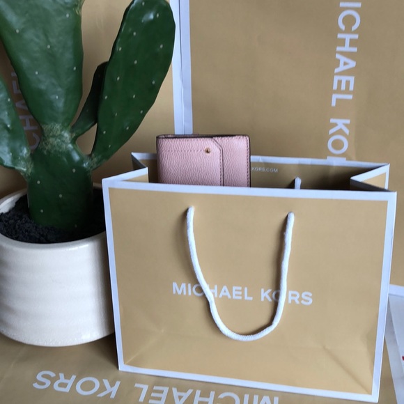 🌹Michael Kors Wallet🌹 - Picture 8 of 8